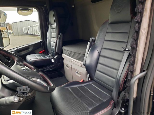 Standard nyergesvontató SCANIA S 660 V8 Retarder Standklima Leder Alu