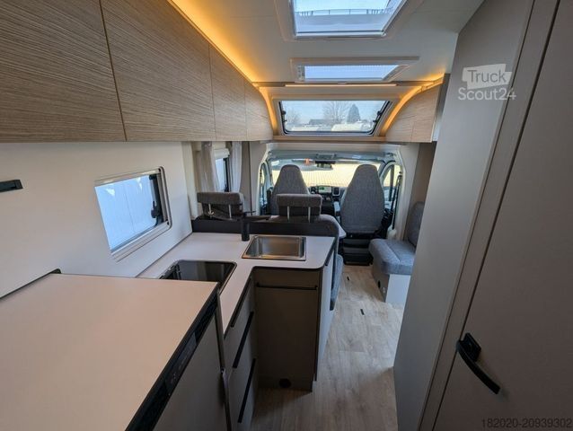 Daļēji integrēta kemperis BÜRSTNER Campeo TD 691 G UVP 98.120 ¤