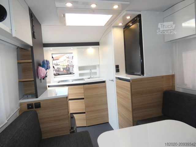 Karavāna ADRIA Action 361 LH