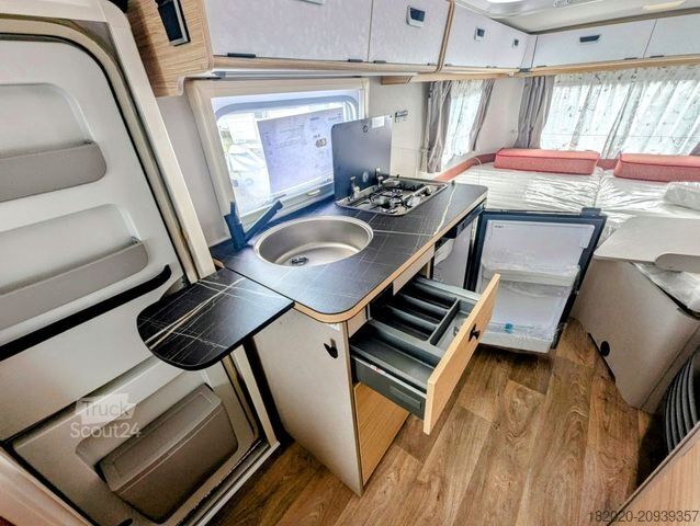 Caravana HYMER/ERIBA Touring 542 TANGO RED EDITION