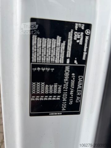 Kølevarevogn MERCEDES-BENZ 818 L Atego Kühlwagen