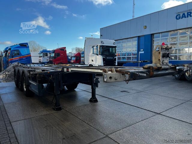 Transporte de contenedores Renders Euro 800 3DFCST 45FT / 1x Lift Axle / 2x Extend...