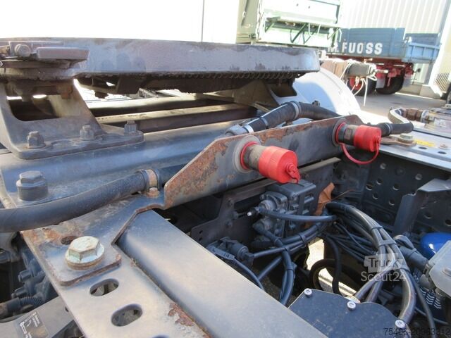 Tractor estándar mercedes-benz Arocs 1846 SZM