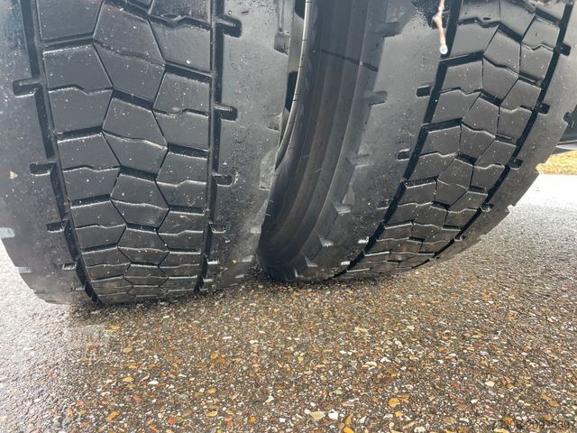 Standarta vilcējs DAF FT XF 480 SSC