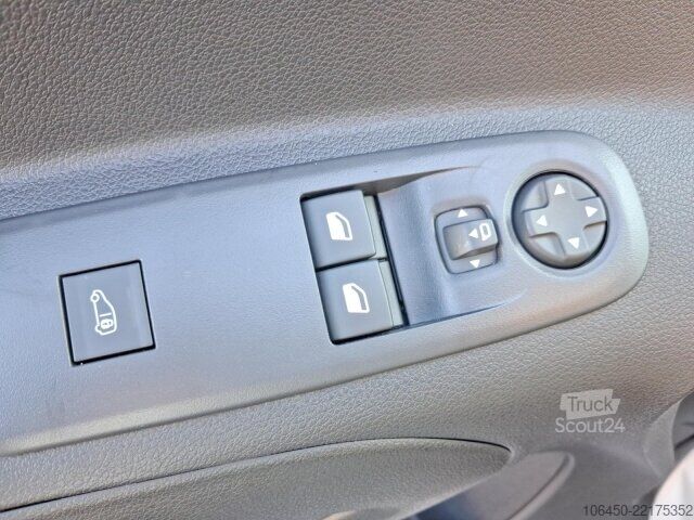 شاحنة بانل Peugeot e-PARTNER M Elektro Klima+SH+FSH+LH+Kamera