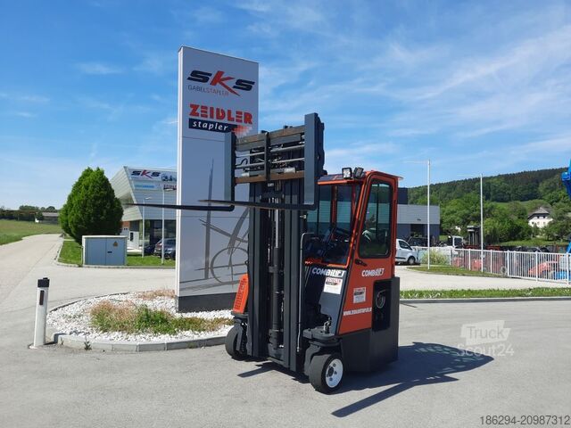 Chariot élévateur multidirectionnel Combilift CB3000