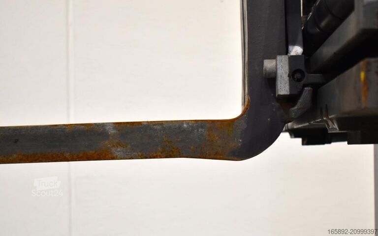 Forklift Linde E 25/600 HL 1252-01