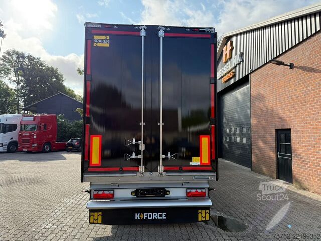 Hareketli zemin Kraker K-Force 92m3 NIEUW Zwart Liftas 10MM Vloer Alum...