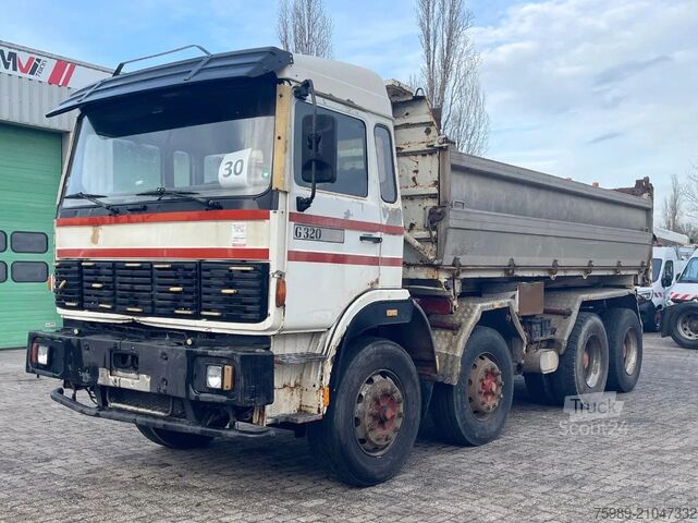 Benne Renault G320 Manager 8x4