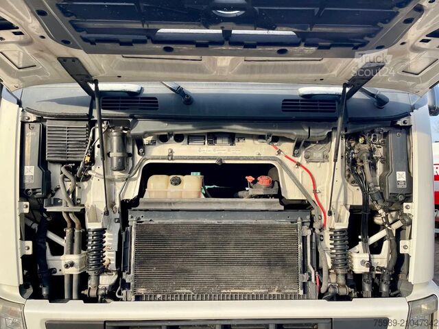 MTS standard Volvo FH 460 YV2AG20A9CB609784  2x FUEL TANK, FRIGO