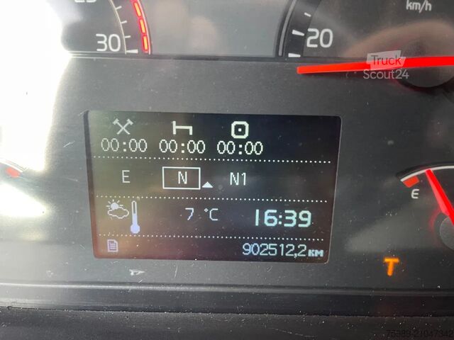 MTS standard Volvo FH 460 YV2AG20A9CB609784  2x FUEL TANK, FRIGO