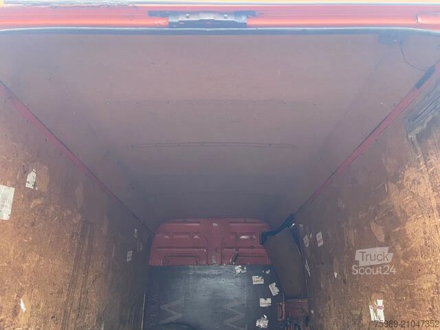 Fourgon tôlé Mercedes-Benz Vario 614