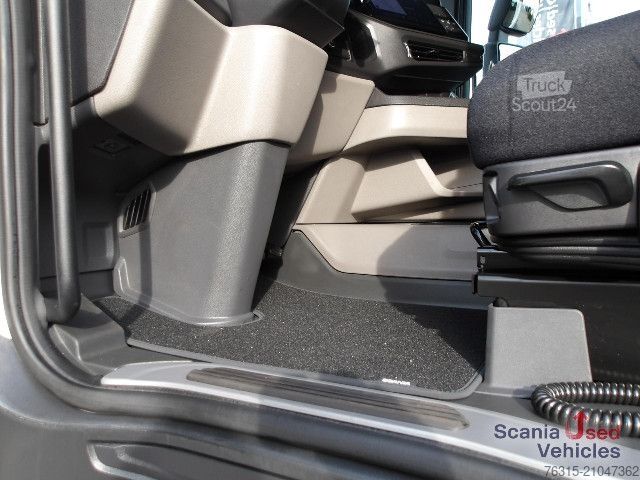 Volume trekker Scania R 460 EB - MEGA - HIGHLINE - 2x TANKs -