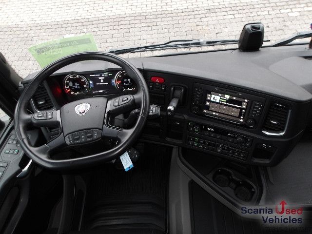 Volume trekker Scania R 460 EB - MEGA - HIGHLINE - 2x TANKs - ACC