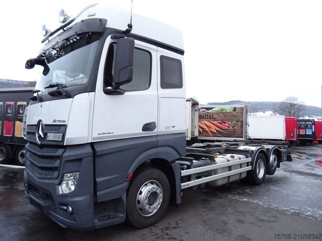 Камион със сменяема надстройка MERCEDES-BENZ 2540 Actros*Fahrschul*5 Sitze*BigSpace*Orig. km