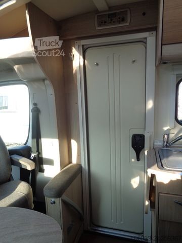 Half-integraal camper BÜRSTNER Brevio T 640 *nur an Gewerbe/ Export*