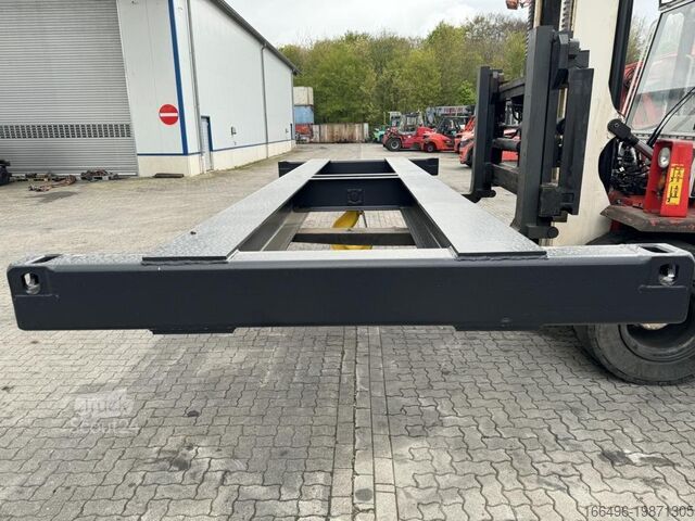 Be- und Entlademaschine *Sonstige Traverse with Kranhaken