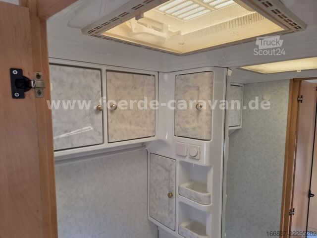 Karavan HOBBY De Luxe 495 UB Querbett - Nr. 104  (7)