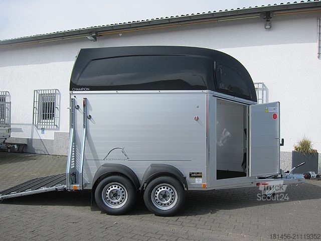 Bil trailer Böckmann Champion C Türkombination 2400kg blackline aus Vorrat