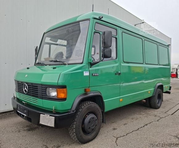 Furgoneta de caja alta MERCEDES-BENZ 711 D Vario Kasten ex-Polizei Standheizung