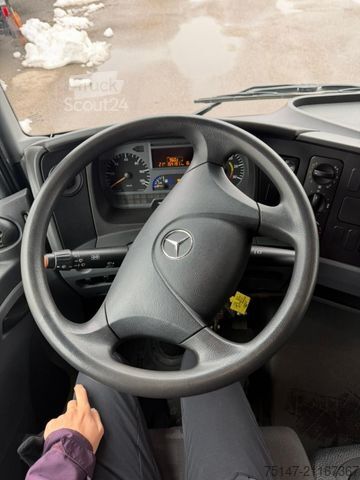 LKW mit Kofferaufbau MERCEDES-BENZ 1218 L Atego Fahrschule 7-Sitzer Koffer 2x AHK