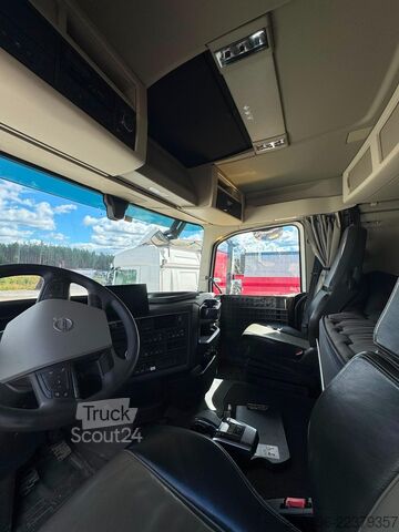  Volvo FH 460 6x4 COMING IN TWO WEEKS / LNG / HYDRAULI...