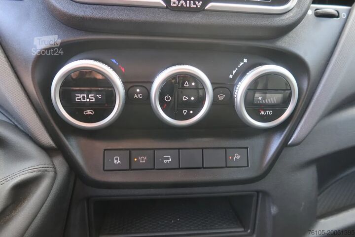 Platformwagen dubbele cabine Iveco Daily 35C16 HI Matic Dubbele cabine open 7 pers...