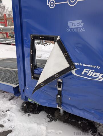 Auflieger mit Pritsche & Plane FLIEGL SVS 550 Spezial