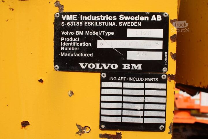 Chargeuse Volvo L 120 B