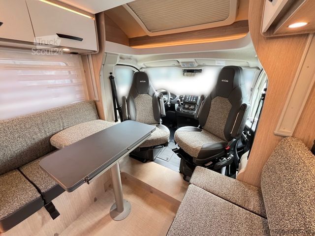 Autocaravana semi-integrada BÜRSTNER Lyseo Time Skyline 732