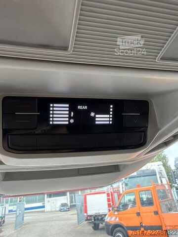 Komercijalno vozilo sa visokim krovom VW Crafter Mixto Maxi Allrad 5-Sitzer Klima ACC AHK
