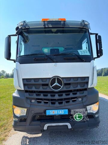Kamion s kipom s pomičnim kontejnerom MERCEDES-BENZ AROCS 2742 ABROLLKIPPER+CONTAINER*2015*EURO6*