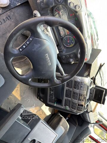 Standardni tegljač IVECO STRALIS 500 SATTELZUGMASCHINE*2012*EURO5 EEV*