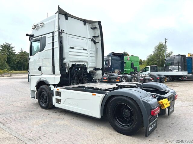Standard trekkvogn MAN TGX 18.560 BL/Retarder/ACC/2x Tank/D30 Motor!
