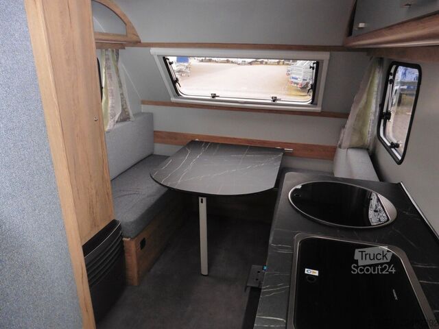 Karavan NIEWIADOW Wohnwagen Camping 388x204x185cm 1000kg zGG