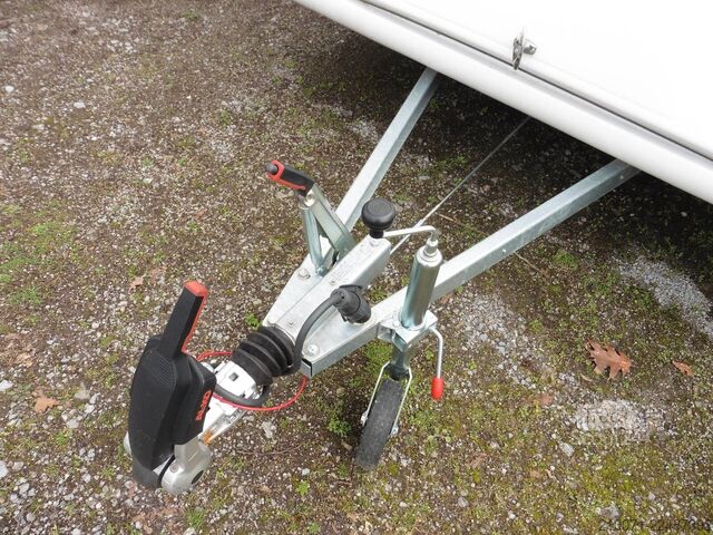 Karavan NIEWIADOW Wohnwagen Camping 388x204x185cm 1000kg zGG