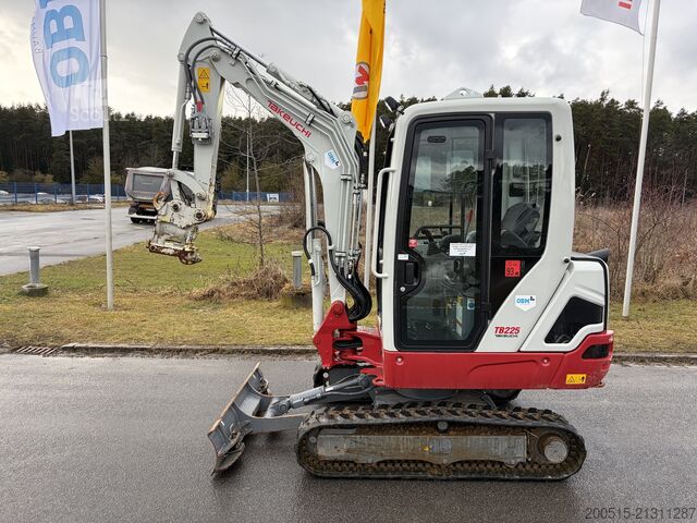 Minibagger Takeuchi TB 225A V3