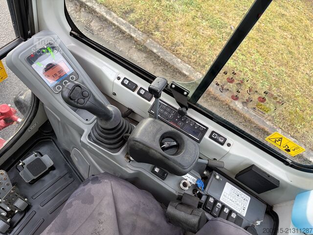 Minibagger Takeuchi TB 225A V3