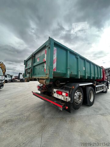 Caminhão de gancho Renault D-WIDE 380