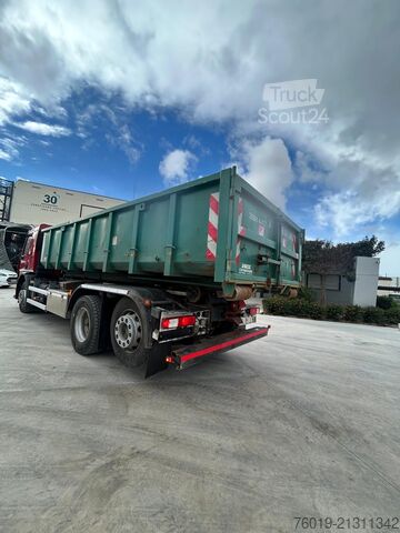 Caminhão de gancho Renault D-WIDE 380