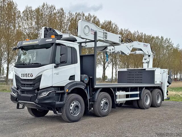 Remolque de cinta transportadora Iveco T-Way AD410T43H AT Tire Handler Crane Truck
