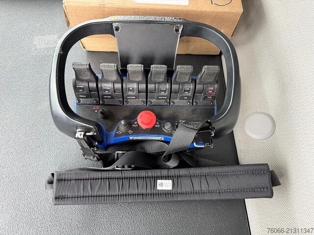 Remolque de cinta transportadora Iveco T-Way AD410T43H AT Tire Handler Crane Truck