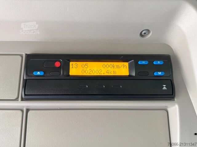 Remolque de cinta transportadora Iveco T-Way AD410T43H AT Tire Handler Crane Truck