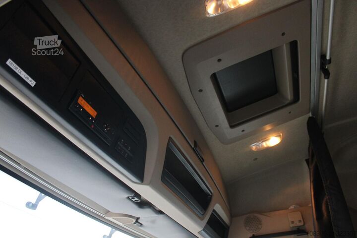 Standard tractor unit Mercedes-Benz Actros 1845