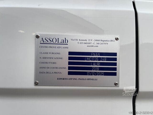 Panelová dodávka Volkswagen FNAX Crafter 35 L3H3 2.0 TDI 103kW