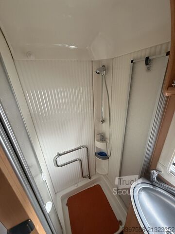 Alkoven Wohnmobil Dethleffs Globetrotter XXL A8000