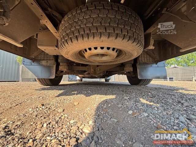 Bestelbus Iveco 35S17A8 L2H2 - luchtvering - airco - service bu...