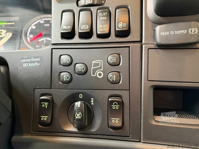 Autokran SCANIA R580 LB 8x2*6 HNB SZM mit Kran HIAB XS 422