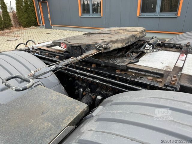 Autokran SCANIA R580 LB 8x2*6 HNB SZM mit Kran HIAB XS 422
