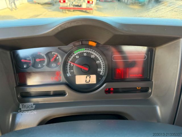 Autokran RENAULT Premium Lander Pritsche mit Kran FASSI